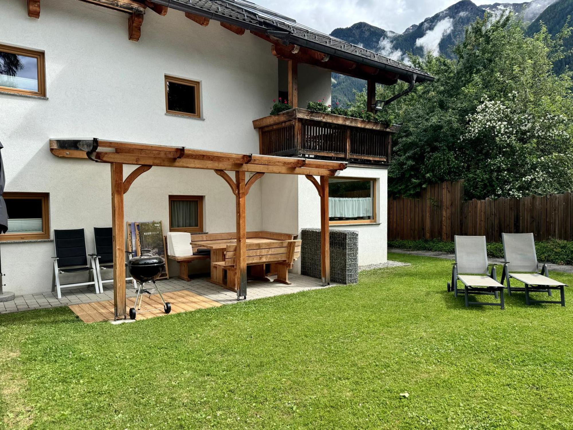 Landhaus Waldhart Umhausen Exterior foto